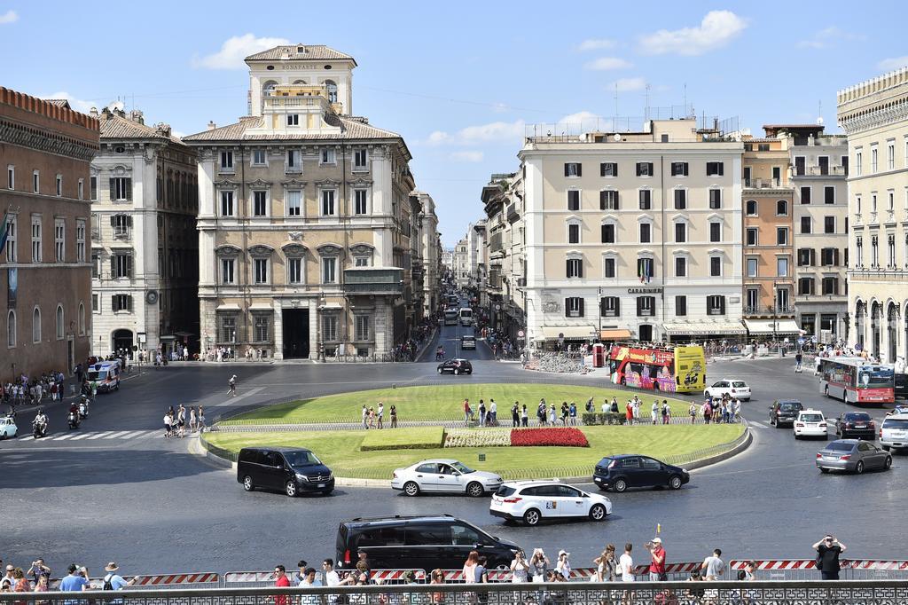 Al Centro Storico Di Roma Bed & Breakfast Ngoại thất bức ảnh