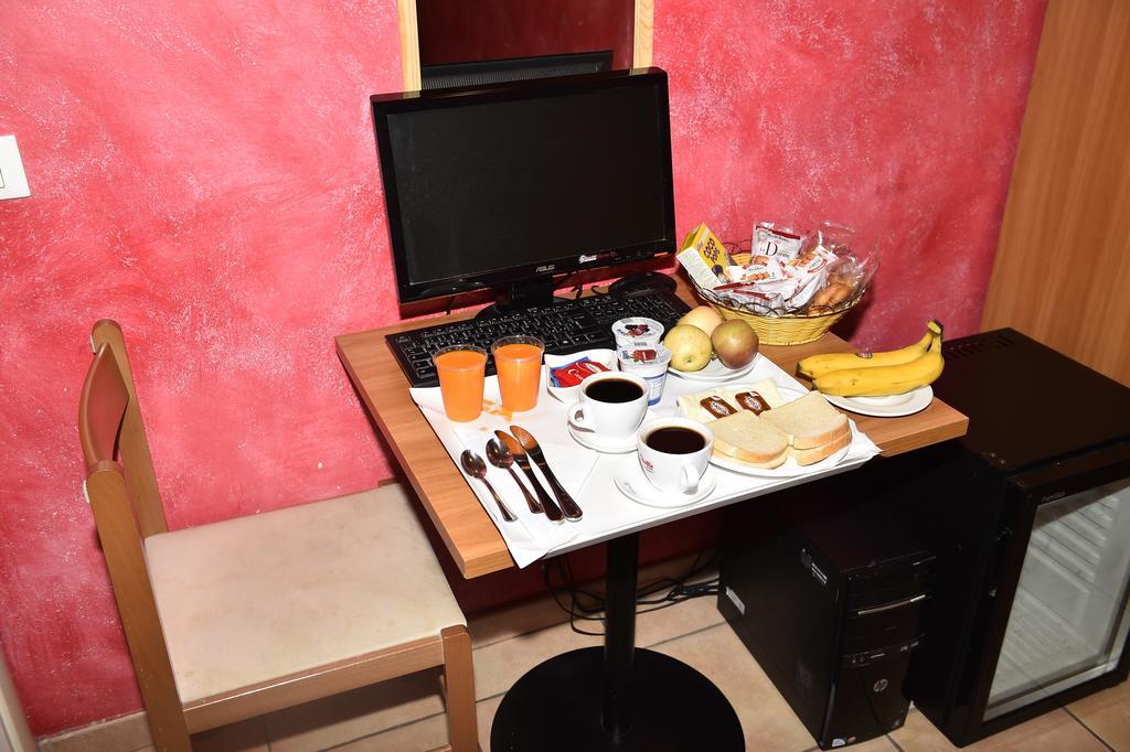 Al Centro Storico Di Roma Bed & Breakfast Ngoại thất bức ảnh