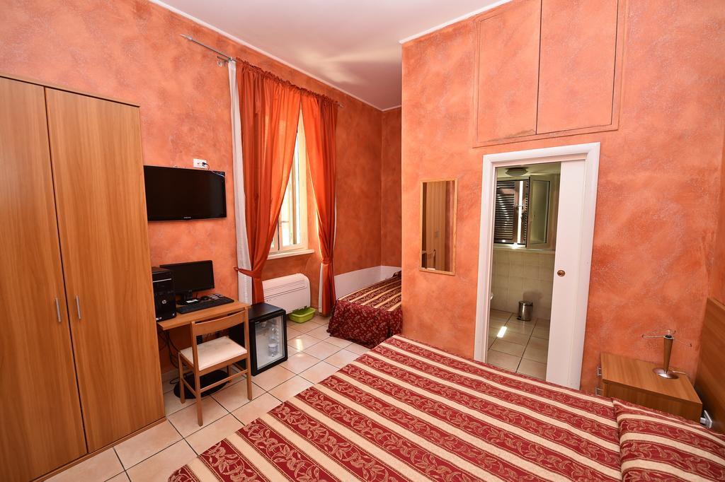 Al Centro Storico Di Roma Bed & Breakfast Ngoại thất bức ảnh
