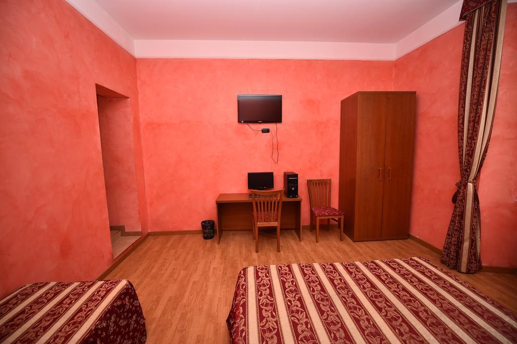 Al Centro Storico Di Roma Bed & Breakfast Ngoại thất bức ảnh